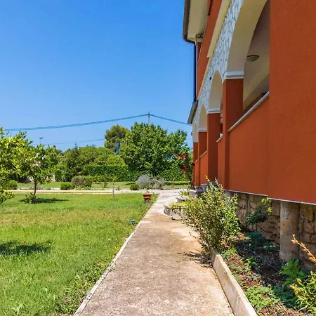 2 Apartman *