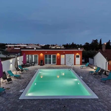 2 Apartman Póla