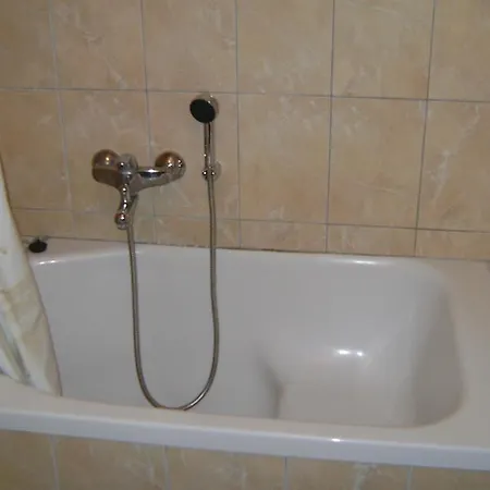 Διαμέρισμα 2 Πούλα