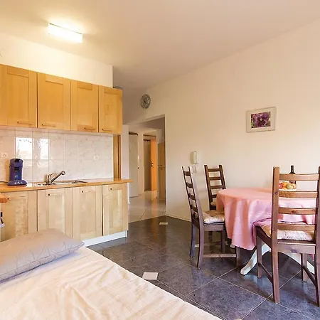 Apartment Danka I 11169 *