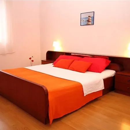 Apartment Danka I 11169 פולה