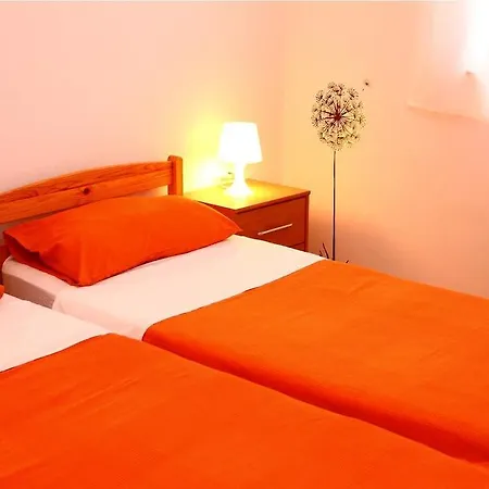 Apartment Danka I 11169 דירה