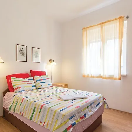 Apartment Danka I 11169 פולה