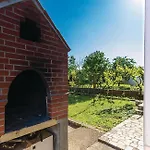 2 Apartman Pula
