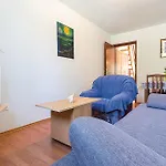 2 Apartman Pula