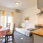 Apartman 2 Pula